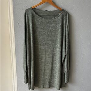 BloomChic Green Tunic Top